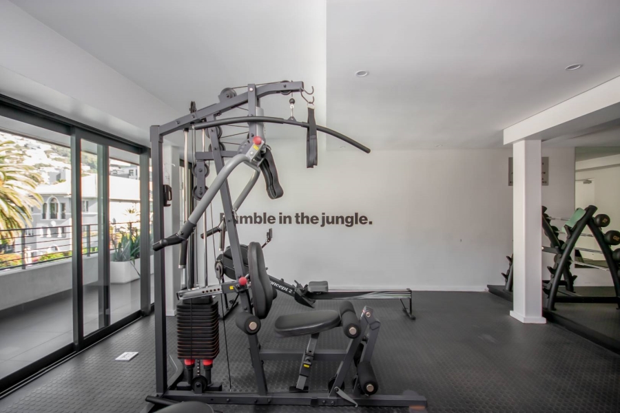 1 Bedroom Property for Sale in Sea Point Western Cape